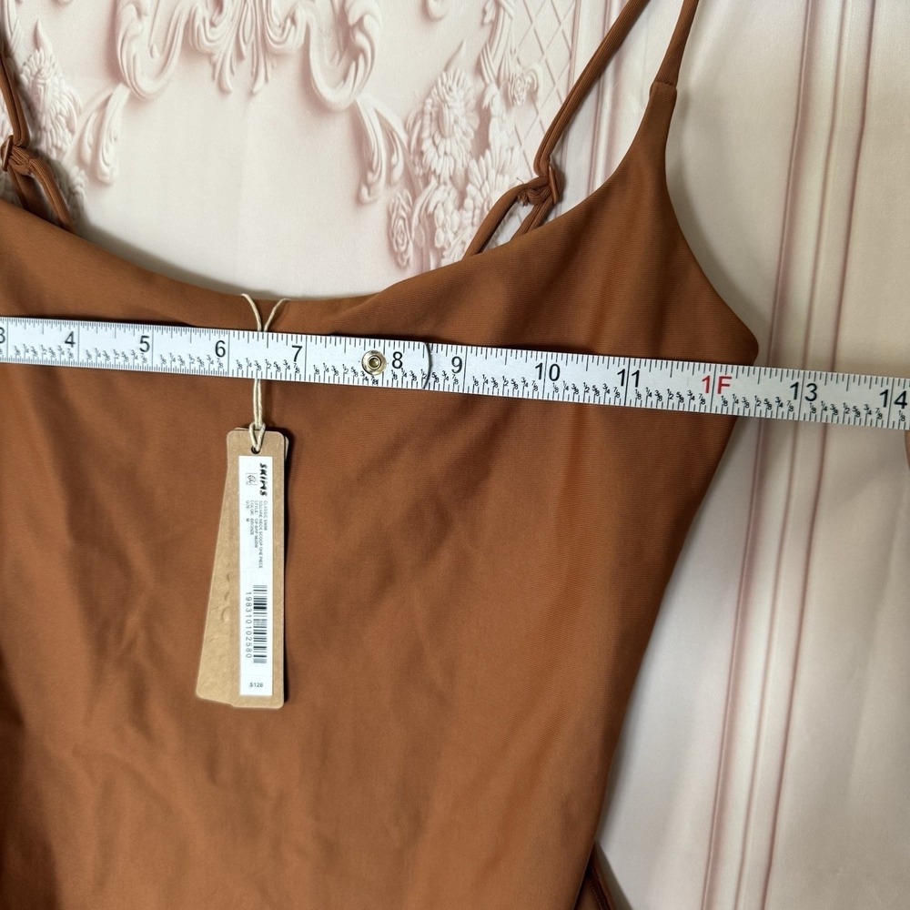 Skims Classic Swim Square Neck Scoop One Piece Bronze Size S NWT $128 MSRP - Picture 6 of 10
